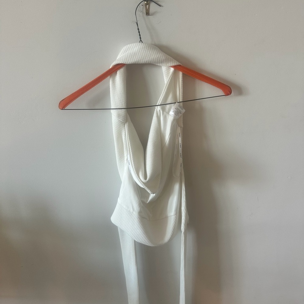 Sabo Skirt White Halter Top - Picture 2 of 3